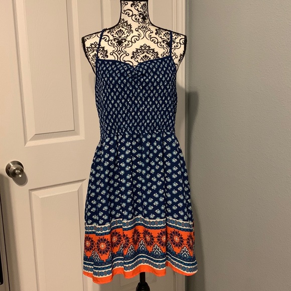 Xhilaration Dresses & Skirts - Xhilaration Summer Dress w/Pockets!